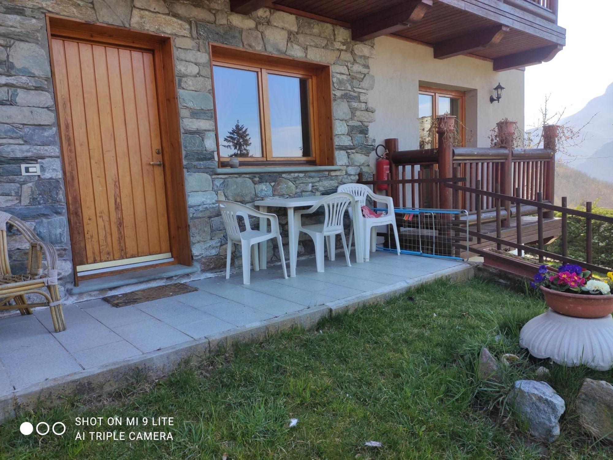 Apartamento Casa Moron Saint-Vincent Exterior foto